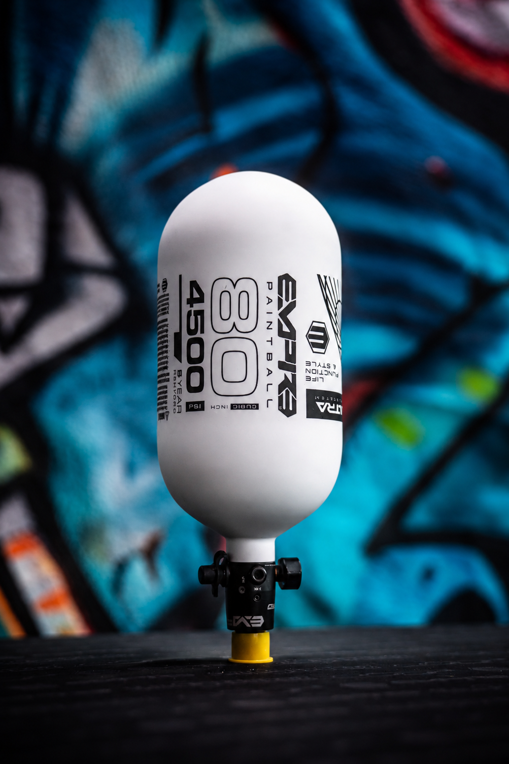Empire Ultra Light Tank With FLO PRO - 80ci - White with Black Logo