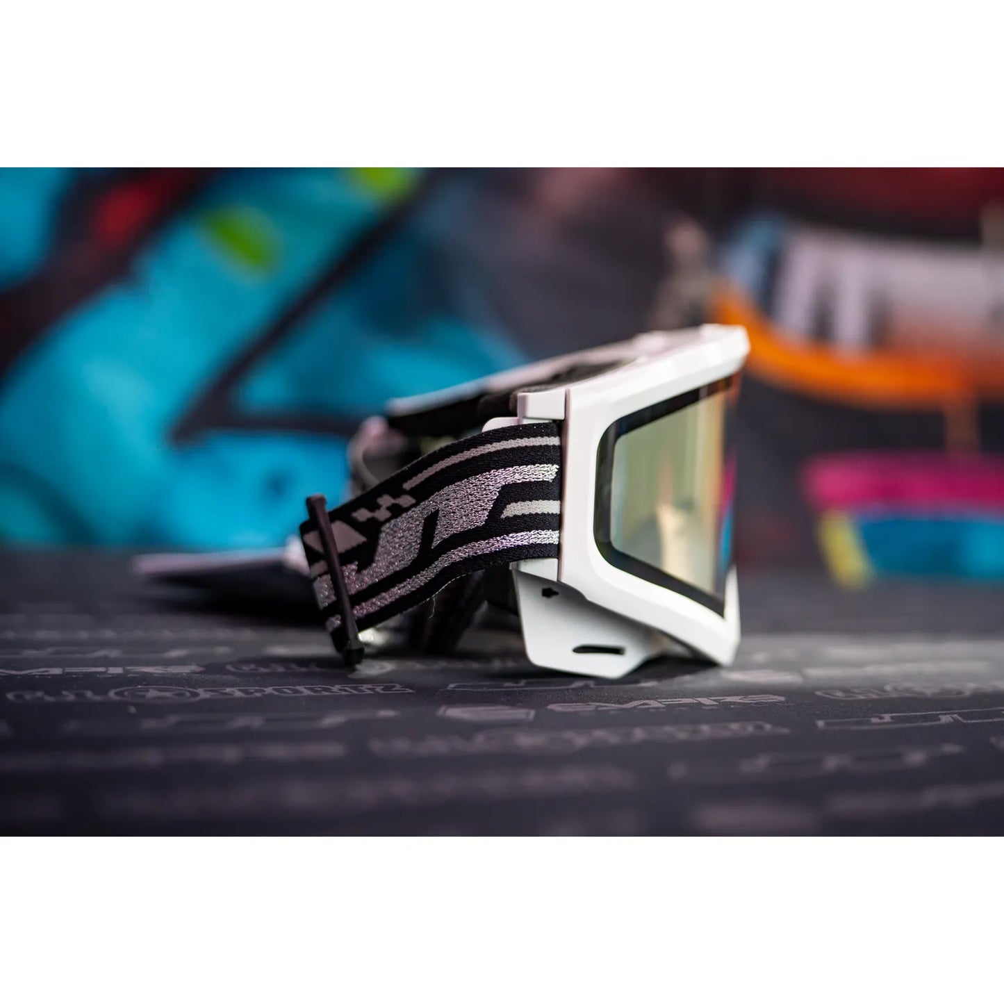 JT QLS - White w Clear Lens and Strap
